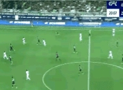 开云体育官方网站-比赛场上的偶发事件，被球迷议论纷纷的背后真相的简单介绍