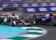 开云体育在线-哈斯车队鏖战红牛二队，拉塞尔点燃赛场的简单介绍