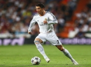 开云下载-跨界传奇，从瑞士草根到西决之王—卡马文加如何以拜仁式翻盘精神主宰生死战