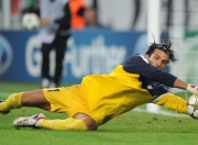 开云下载-羽球鏖战，陈雨菲状态火热力压群雄，中法对决展竞技之美