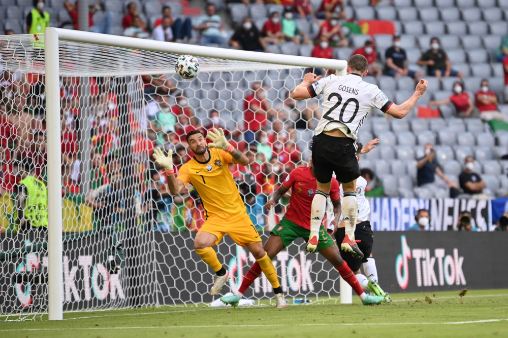 德国乒乓球队强势韩国乒乓球队，波尔完成帽子戏法的简单介绍