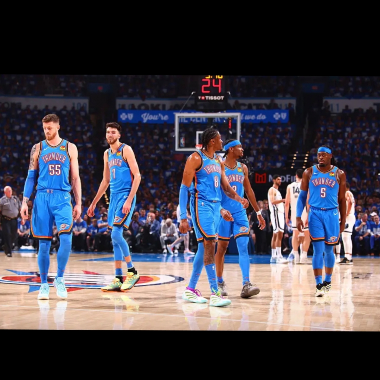 灰熊客场战胜篮网，稳固西部前八席位的简单介绍