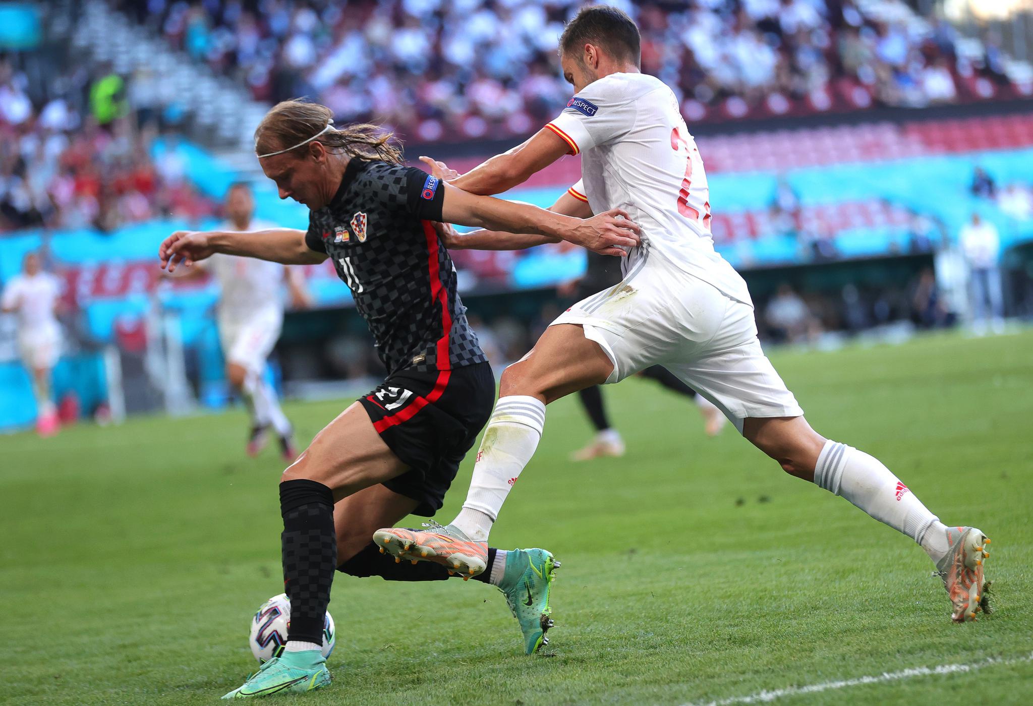 格陵兰队在欧锦赛预选赛中取得胜利,晋级实至名归的简单介绍 格陵兰队在欧锦赛预选赛中取得胜利,晋级实至名归的简单介绍