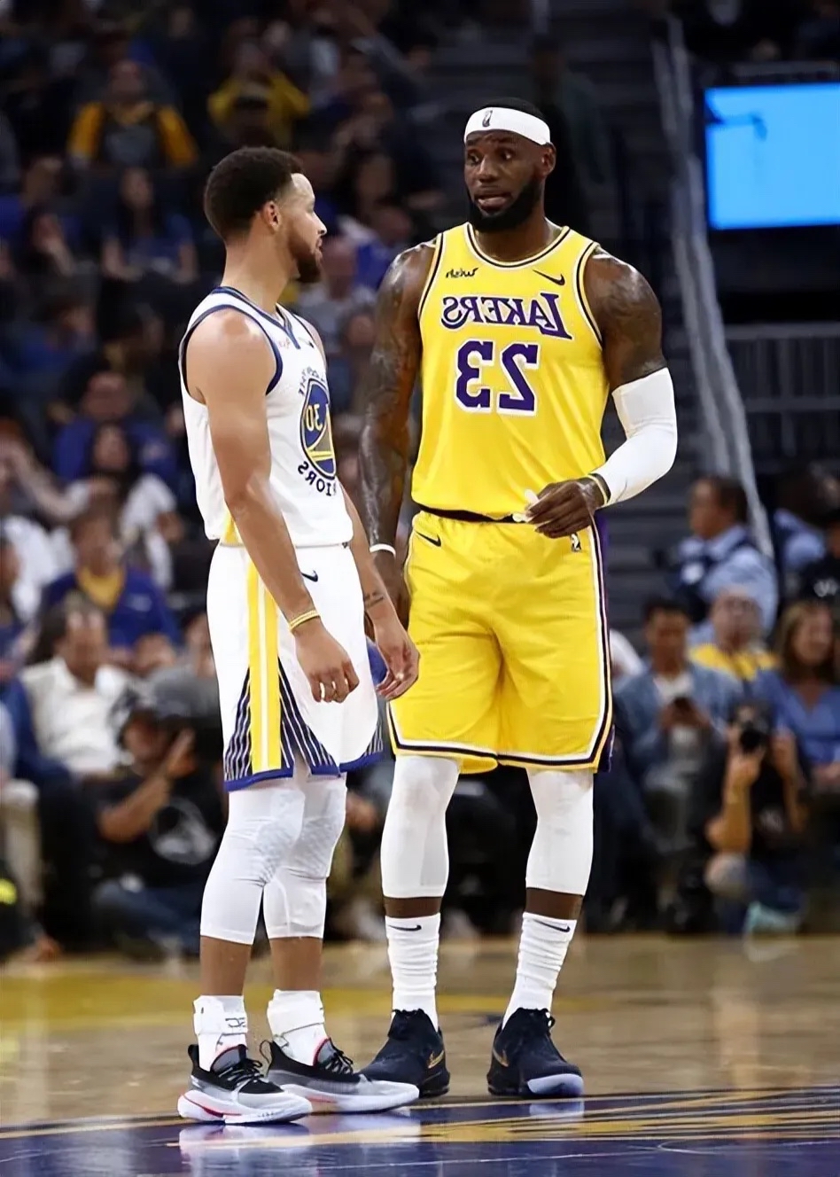 NBA超级巨星集锦，库里詹姆斯实力碾压对手